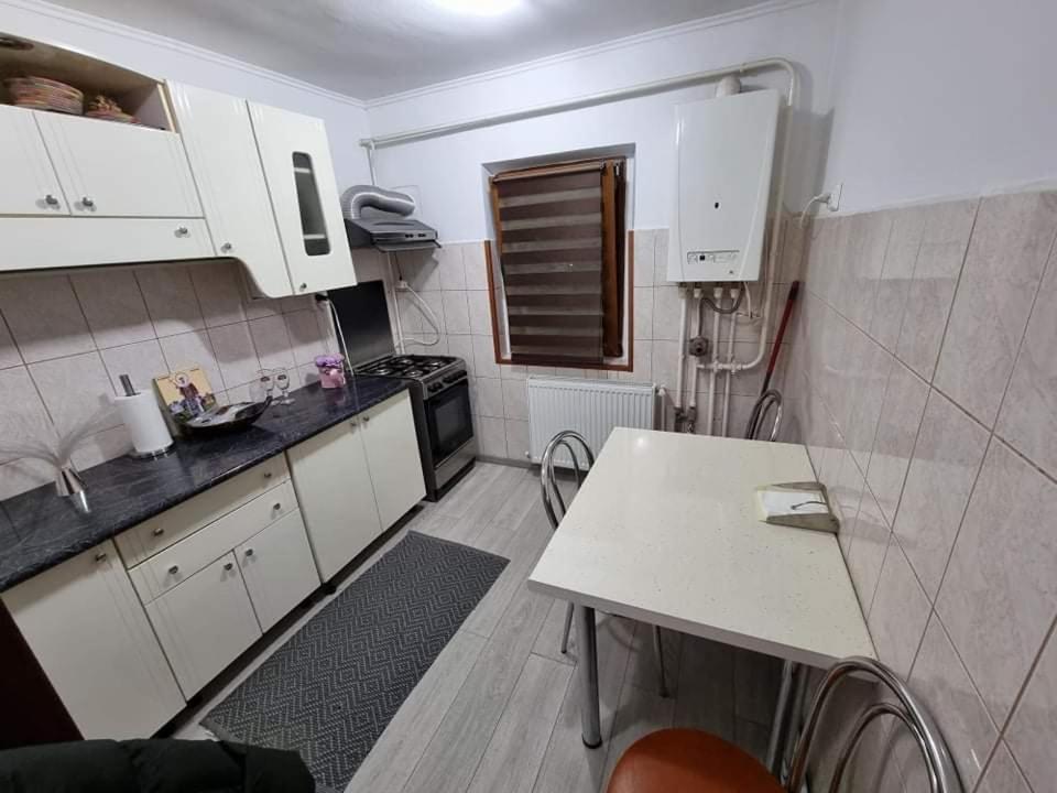 Apartament Gallamar Bîrlad Exterior foto